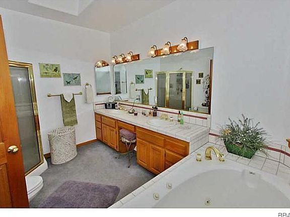 4th image of 21918 E Buckthorn Dr