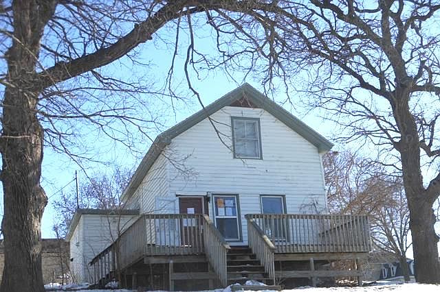 1st image of 127 S 3rd St