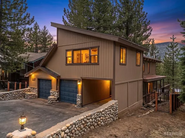1641 Crystal Air Dr, South Lake Tahoe, CA 96150