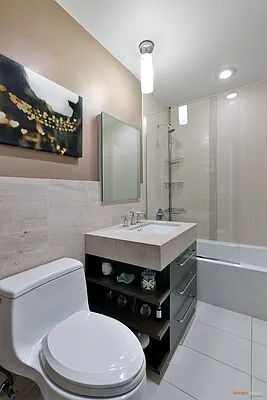 Sold by Modern Spaces | media 9