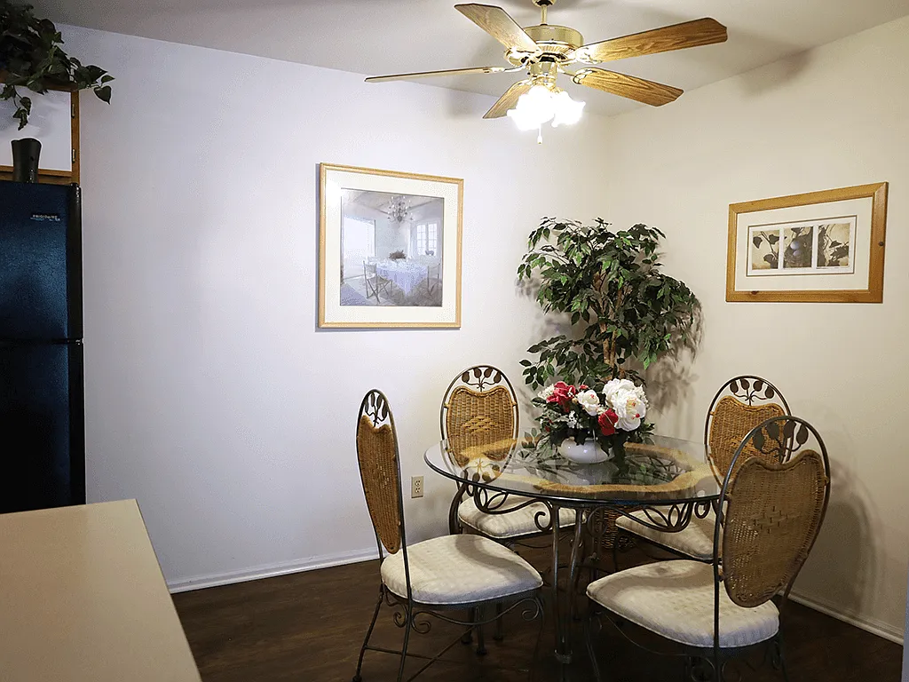 Westpark Apartments and Townhomes — Photo 3