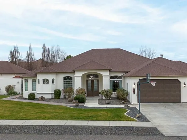 1348 Country Ridge Dr, Richland, WA 99352
