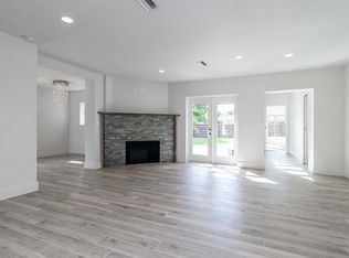 1926 Goldenrod St, Sarasota, FL 34239