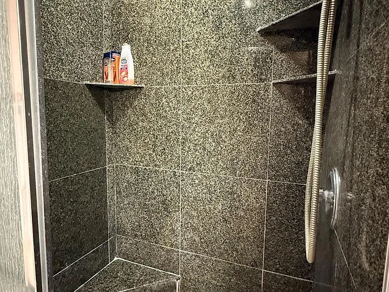 455 Champions Dr — Photo 11