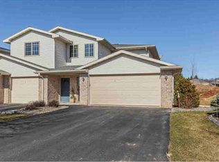 4054 Frobisher Flds APT 6, Oneida, WI 54155