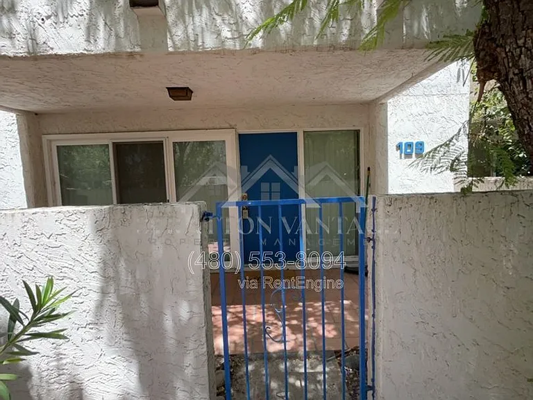 1143 E Sandpiper Dr #109 — Photo 1