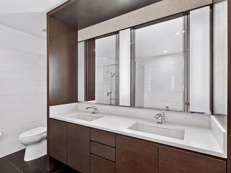 50 Riverside Blvd #8J — Photo 8