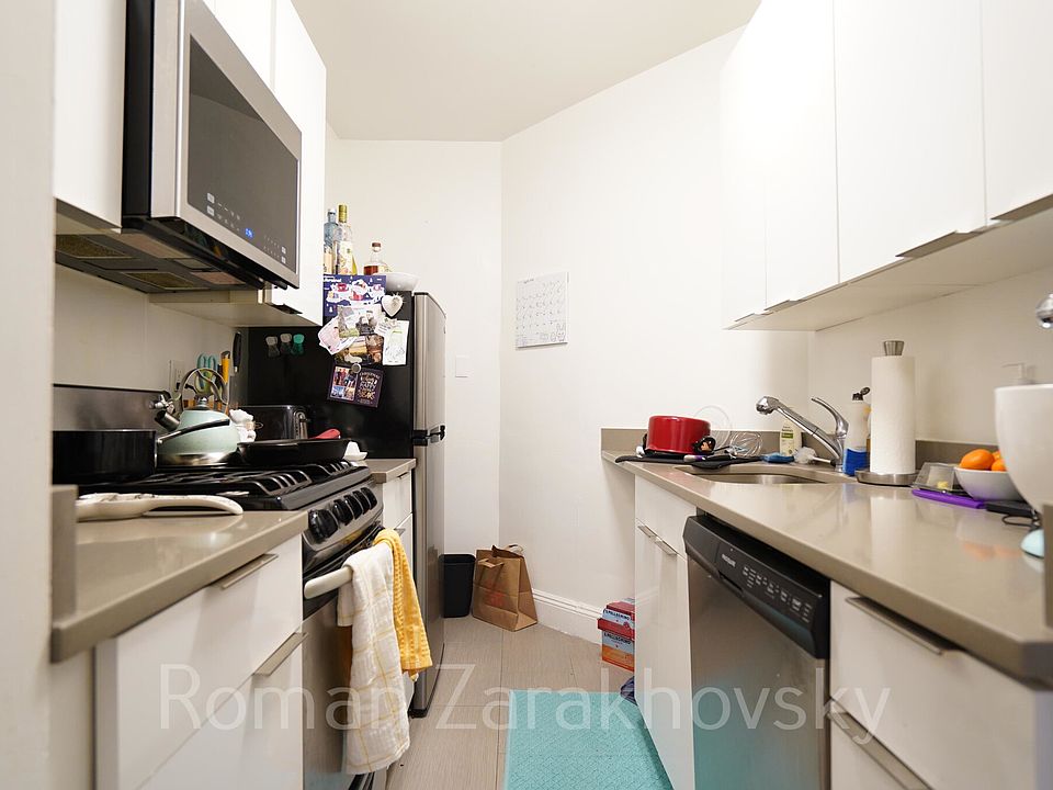 1st image of 1852 Commonwealth Ave #36
