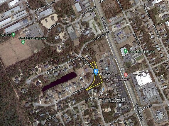 3rd image of 119 W Waterside Ln