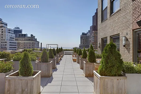 Sold by Corcoran | media 5