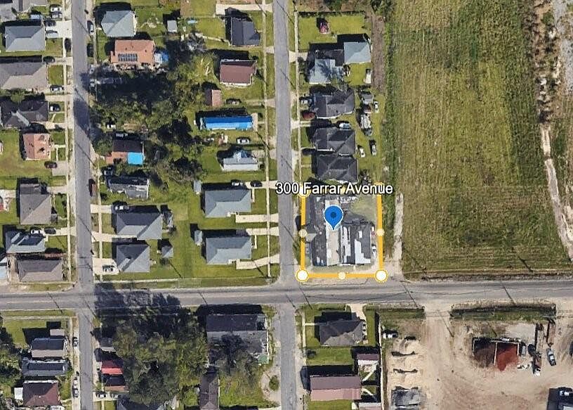 1st image of 300 Farrar Ave