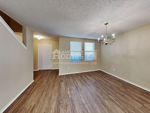 5th image of 16101 Windsong Ct