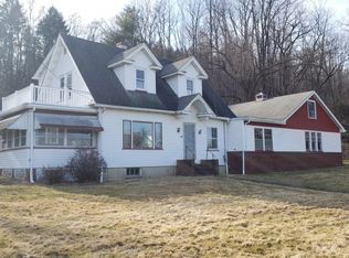 21 Hope Rd, Hope, NJ 07838