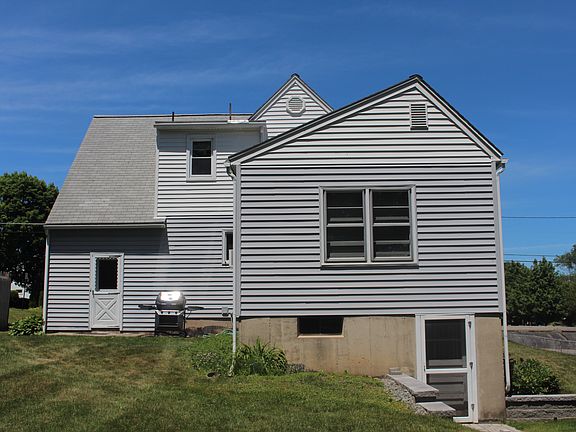 2nd image of 156 Clark St