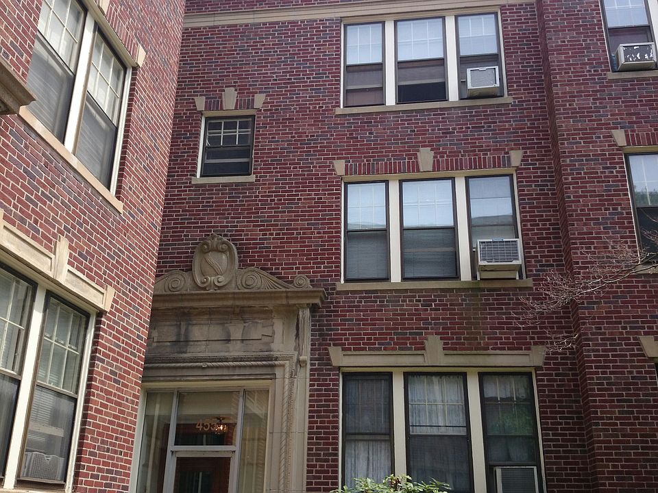 2nd image of 455 Washington St APT 1