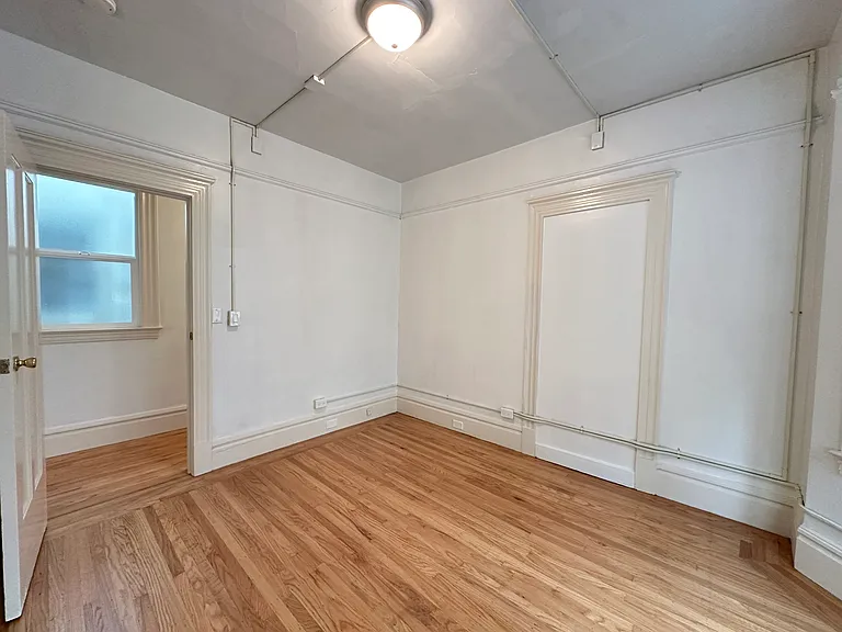1101 Pine St #400 — Photo 10