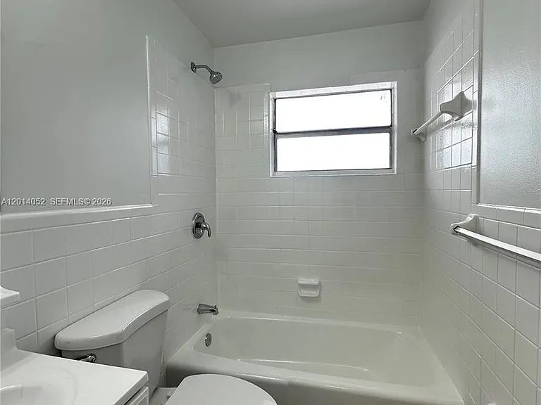 5841 SW 36th Ct #205 — Photo 9