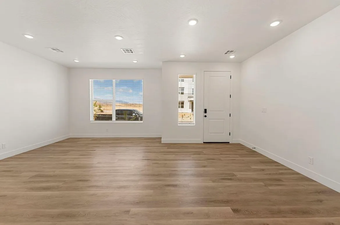 W Bright Ridge Ln, Saint George — Photo 3