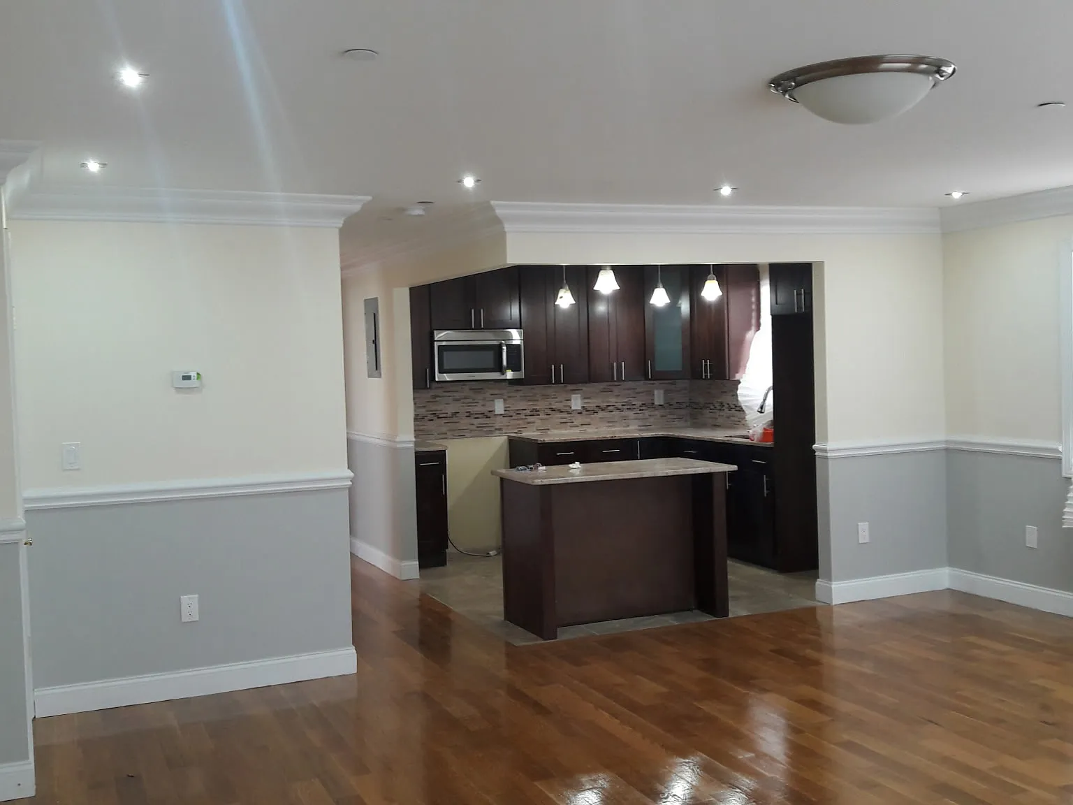 4 bed, 1400 sqft, $3,800 — Photo 3
