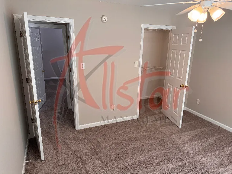 3803 Lake Village Cv — Photo 10