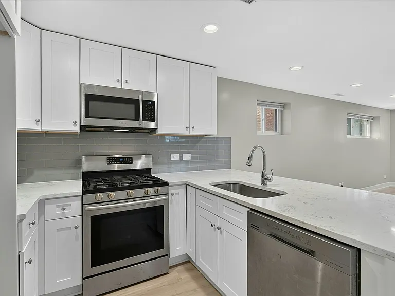 3622 W Franklin Blvd #GARDEN — Photo 21