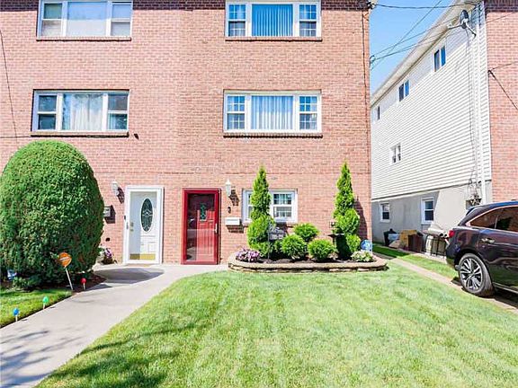 2nd image of 11522 143rd St