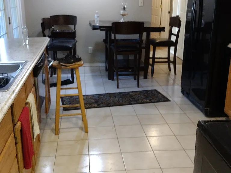 Kitchen Area Approx 19 x11