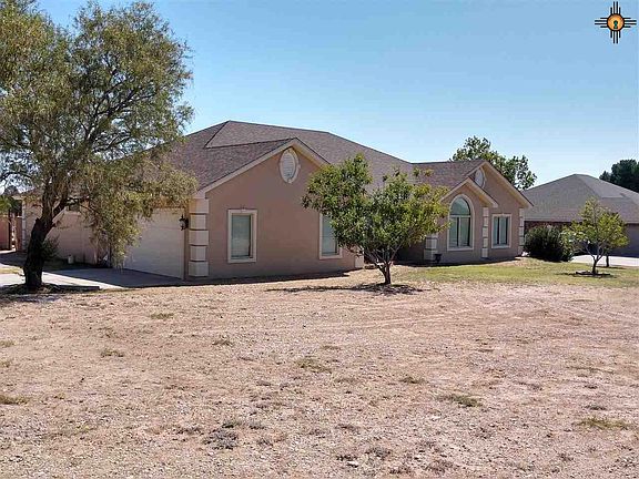 2nd image of 2426 Camino Del Oso