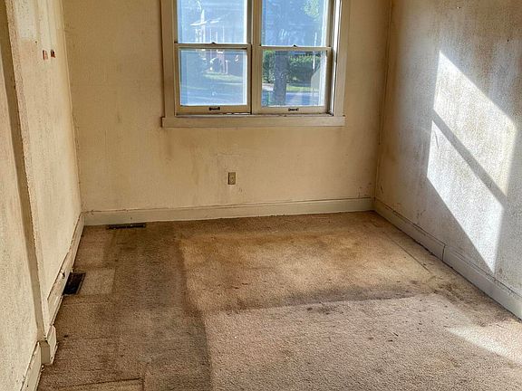 4th image of 3795 Harrison St
