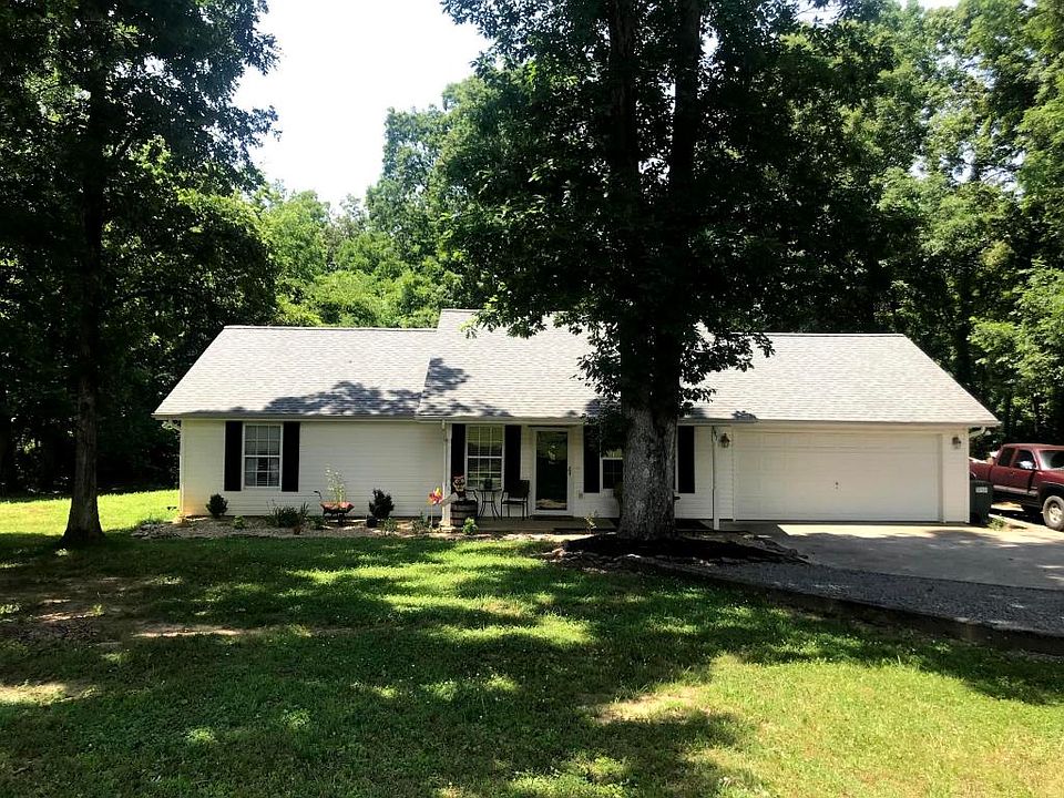 1st image of 147 Memorial Dr