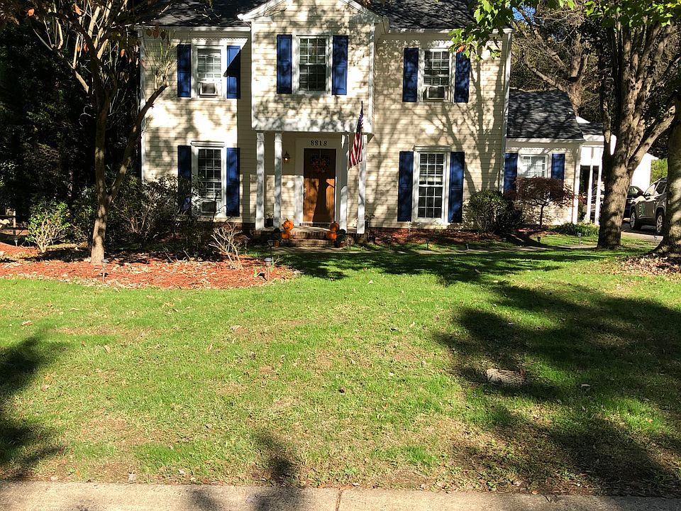 2nd image of 8818 Leipzig Dr