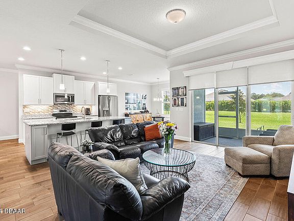 3rd image of 3124 Lizmore Cir