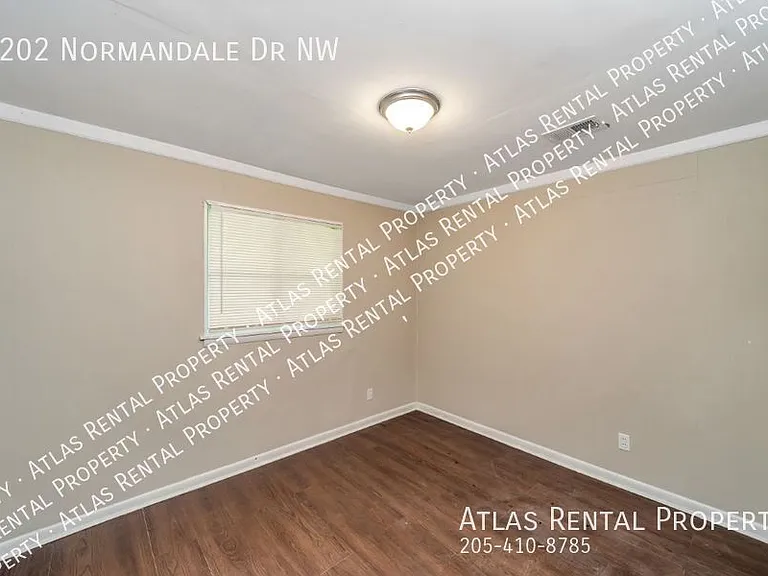 3202 Normandale Dr NW — Photo 9