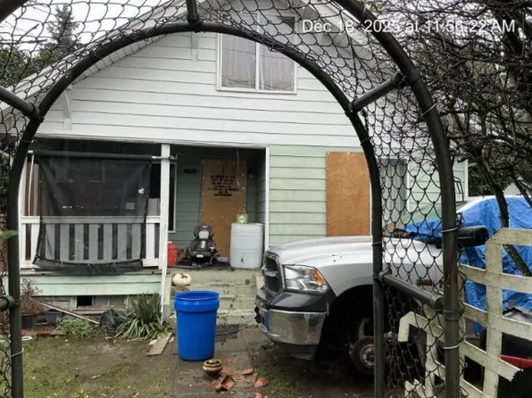 1711 S 54th St, Tacoma, WA 98408