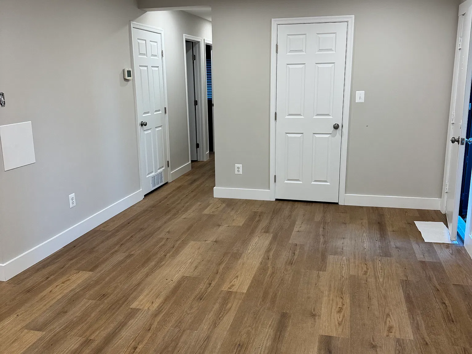 2 bed, 882 sqft, $2,200 — Photo 4