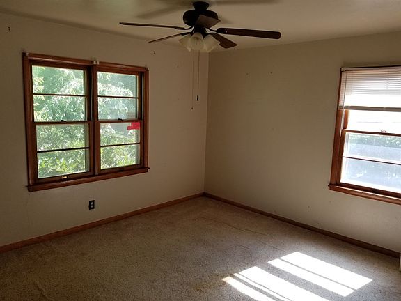 5th image of 1214 NW Logan Ave