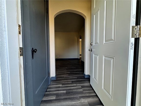 2nd image of 622 Schaum Ave
