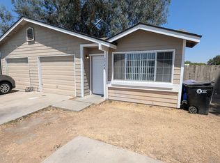 274 E Springville Ct, Porterville, CA 93257