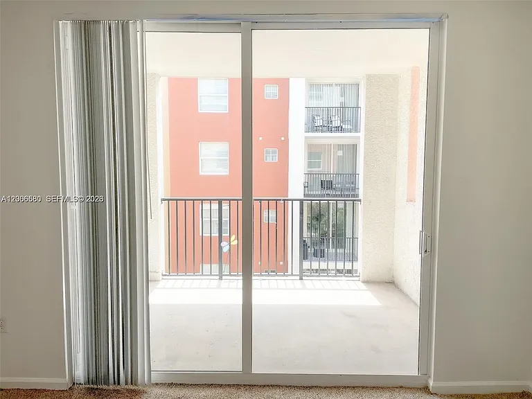 17150 N Bay Rd #2602 — Photo 17