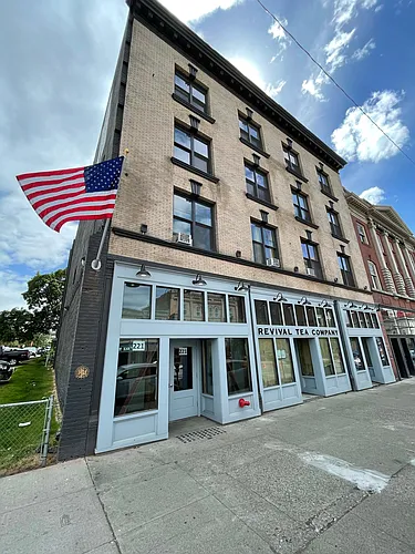 221 W Riverside Ave Photo 1