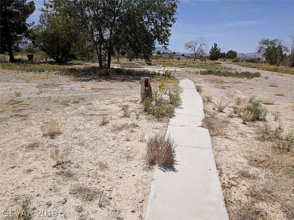 2nd image of 610 Buol Rd