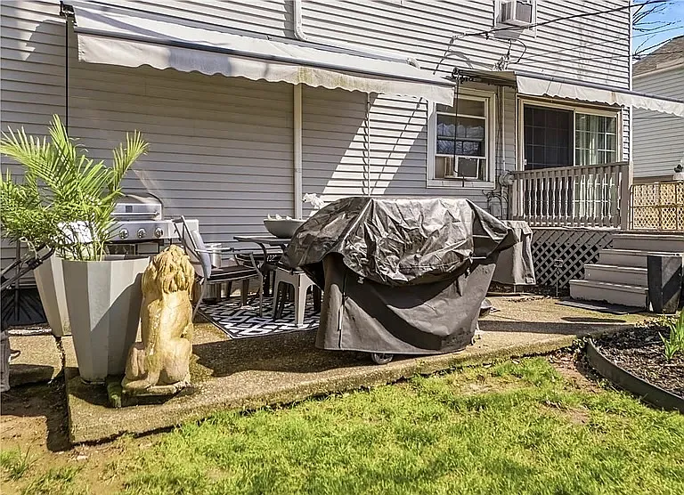 19406 Wickfield Ave — Photo 8