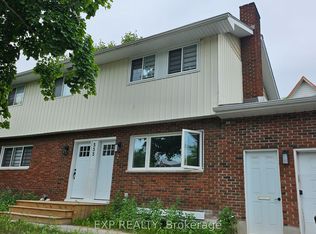 555 Churchill Ave N #3, Ottawa, ON K1Z 5E6