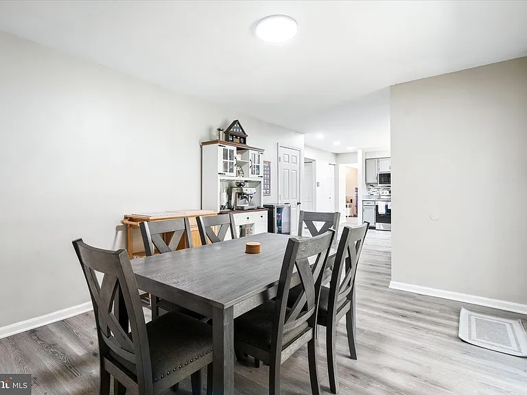 5021 Mallard Ln — Photo 8