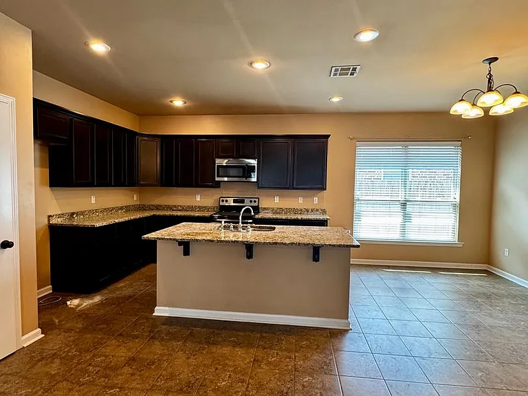 8624 Abertay Ave — Photo 12