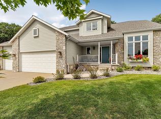 1070 Sunwood Park Ln, Waite Park, MN 56387