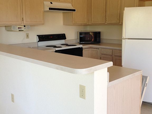 kitchen from breakfast nook