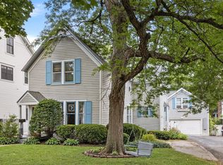 4709 Middaugh Ave, Downers Grove, IL 60515