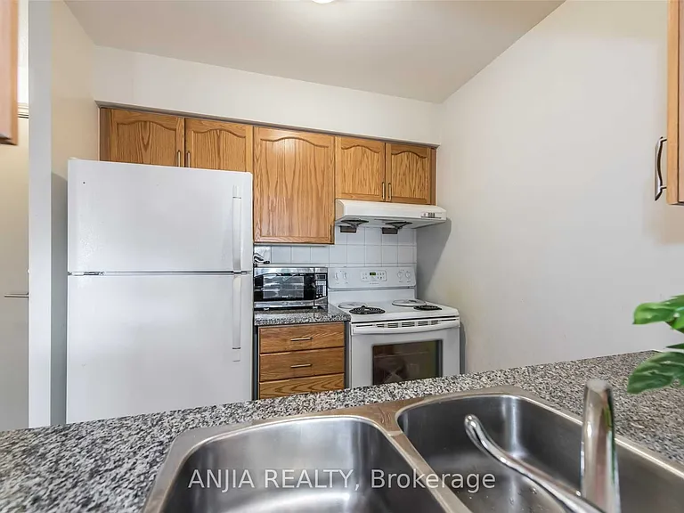 70 Town Centre Ct #1203 — Photo 6