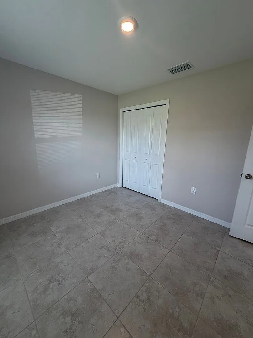 4 bed, 2.0 bath, 1565 sqft, $1,975 — Photo 4